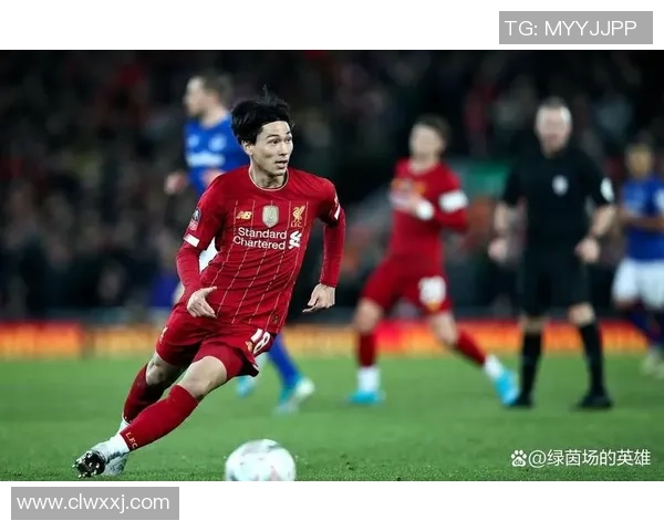 南野拓实专属足球鞋发布 兼具性能与设计引领潮流 南野拓实专属足球鞋发布 兼具性能与设计引领潮流