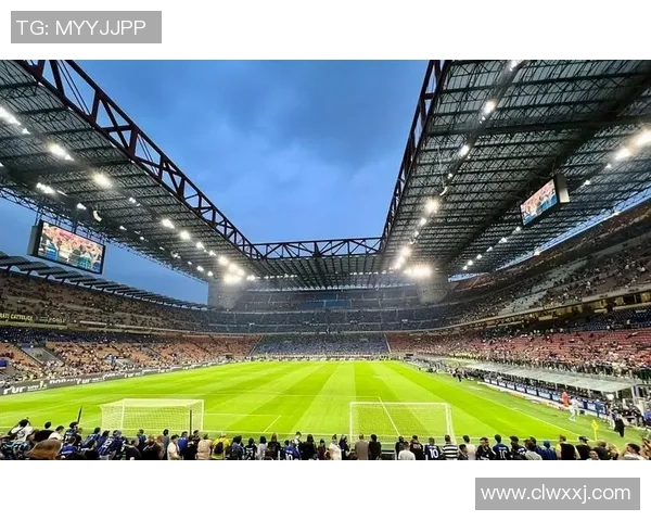 蝙蝠王再度归来足球赛场见证传奇力量与永恒精神 蝙蝠王再度归来足球赛场见证传奇力量与永恒精神