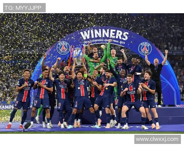 足球巨星转会风云再起各大豪门争夺战激烈上演新赛季转会市场前景分析